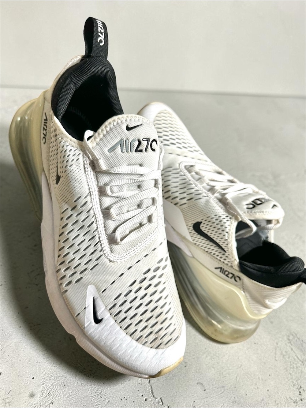 Nike Air Max 270 Men’s Sneakers – White/Black – Size 8.5